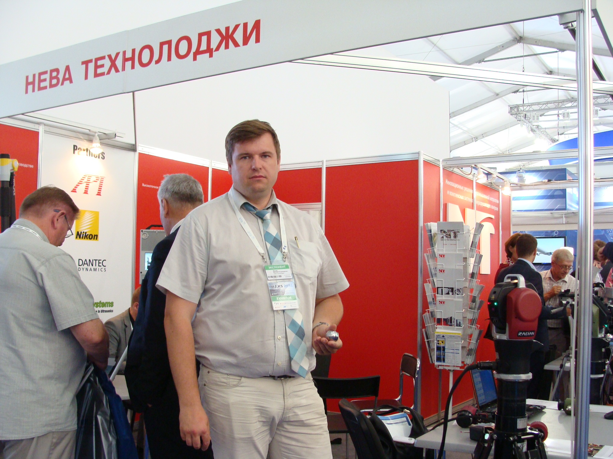 Nosov_Neva_DSC09681 МАКС - 2015: связь в наземном, воздушном и морском эшелонах России