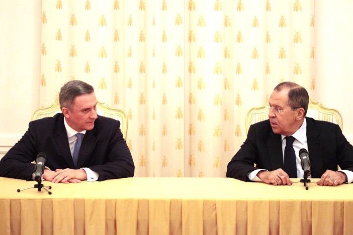ROSSVYAZ-Lavrov-21.12 Министр иностранных дел поддержал инициативу Россвязи увековечить память Андрея Карлова на почтовых марках