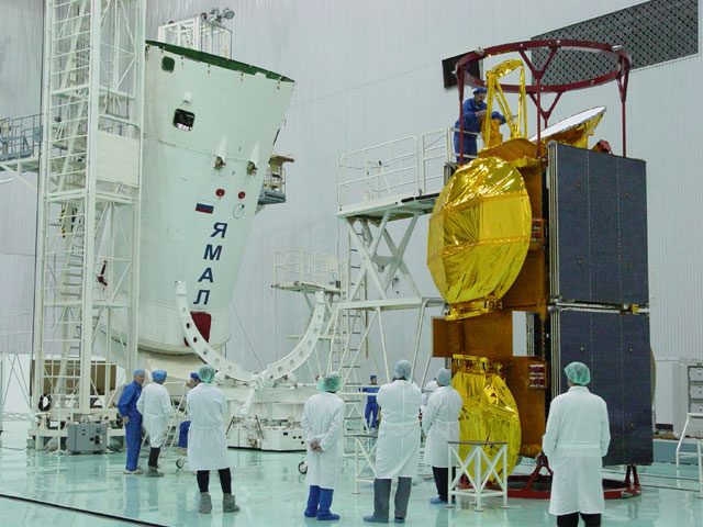 YAmal_202_photo_11-12_03 «Газпром космические системы». 25 лет – полет нормальный