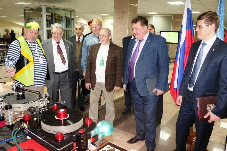 15e7c2a5_bf97_4613_901c_f4f580440d2d________ В МТУСИ открылась выставка «Российский Hi-End 2017»