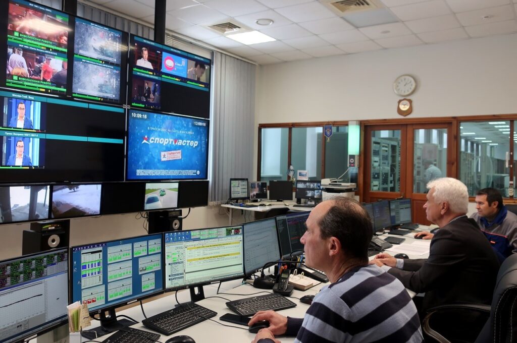 8-1024x680 50 лет на связи с космосом: ССС «Владимир» отмечает юбилей