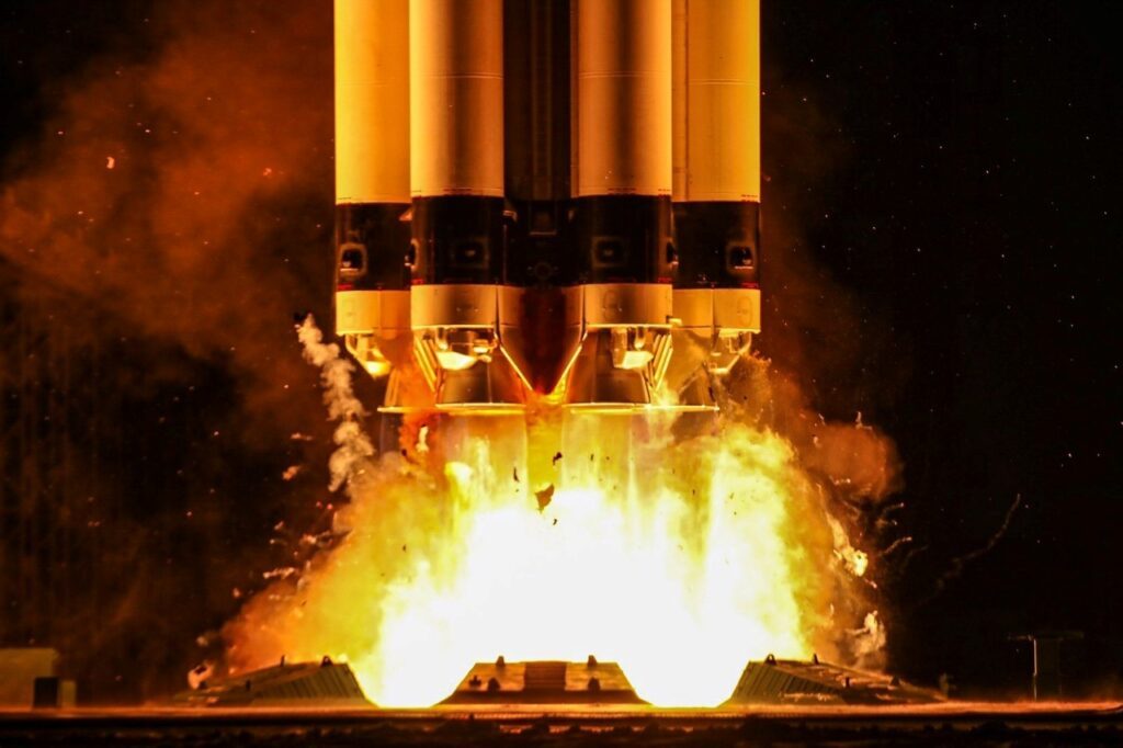 2.1-1024x682 Пополнение на орбите: новые спутники «Экспресс-АМУ3» и «Экспресс-АМУ7» запущены с космодрома Байконур