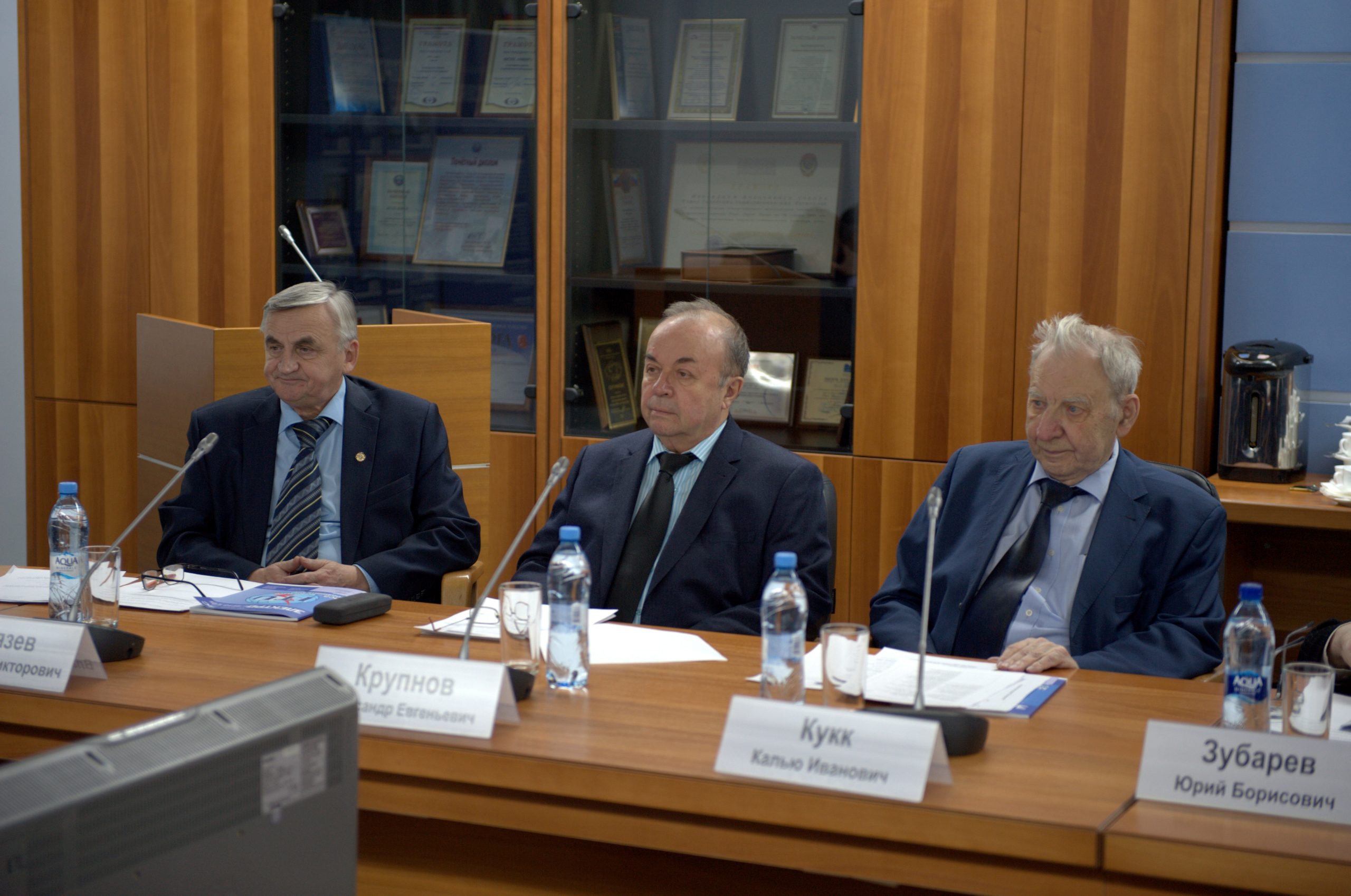 2017-12-21-16-10-00.NEF-2-scaled Валерий Бутенко провел заседание редколлегии журнала «Электросвязь»