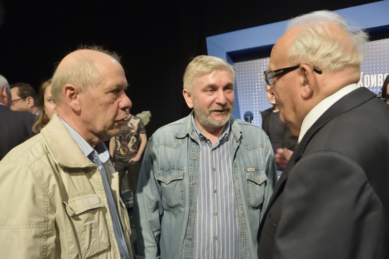 DSC4221 Марк Кривошеев: в режиме бесконечных вызовов