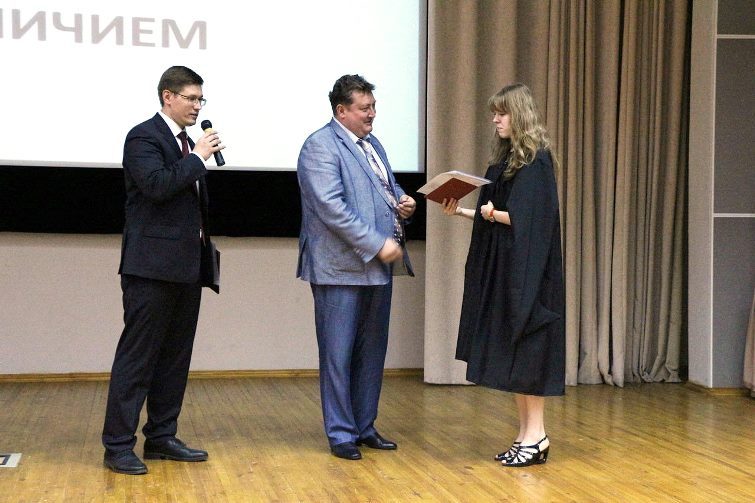 ROSSVYAZ-03.07.18-2 В МТУСИ состоялось вручение дипломов с отличием