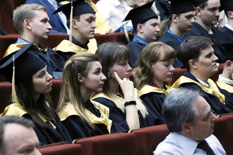ROSSVYAZ-03.07.18-3 В МТУСИ состоялось вручение дипломов с отличием