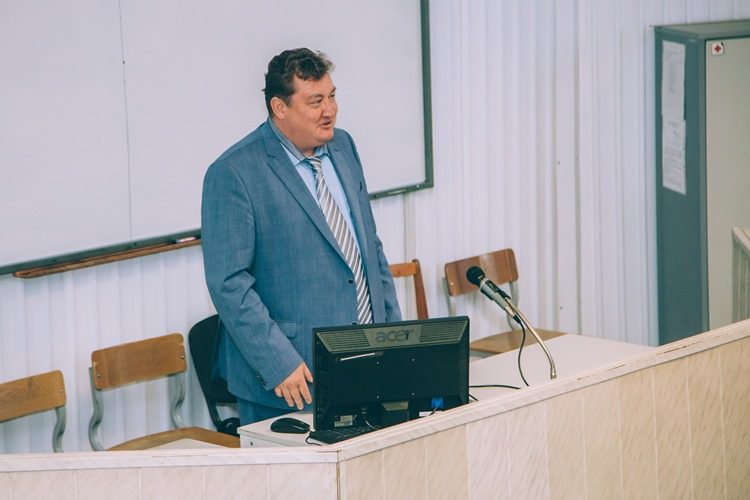 ROSSVYAZ-03.0918-4 День знаний в образовательных учреждениях Россвязи