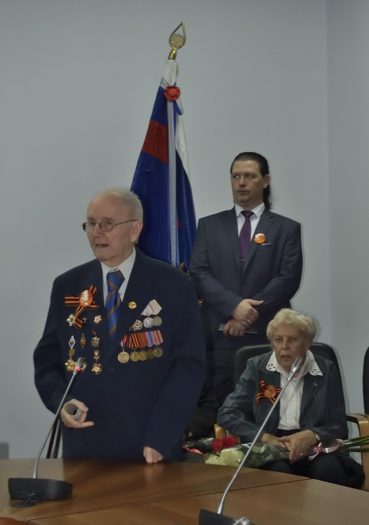 NIIR-07.05.19.-5 Сотрудникам ФГУП НИИР вручили награды