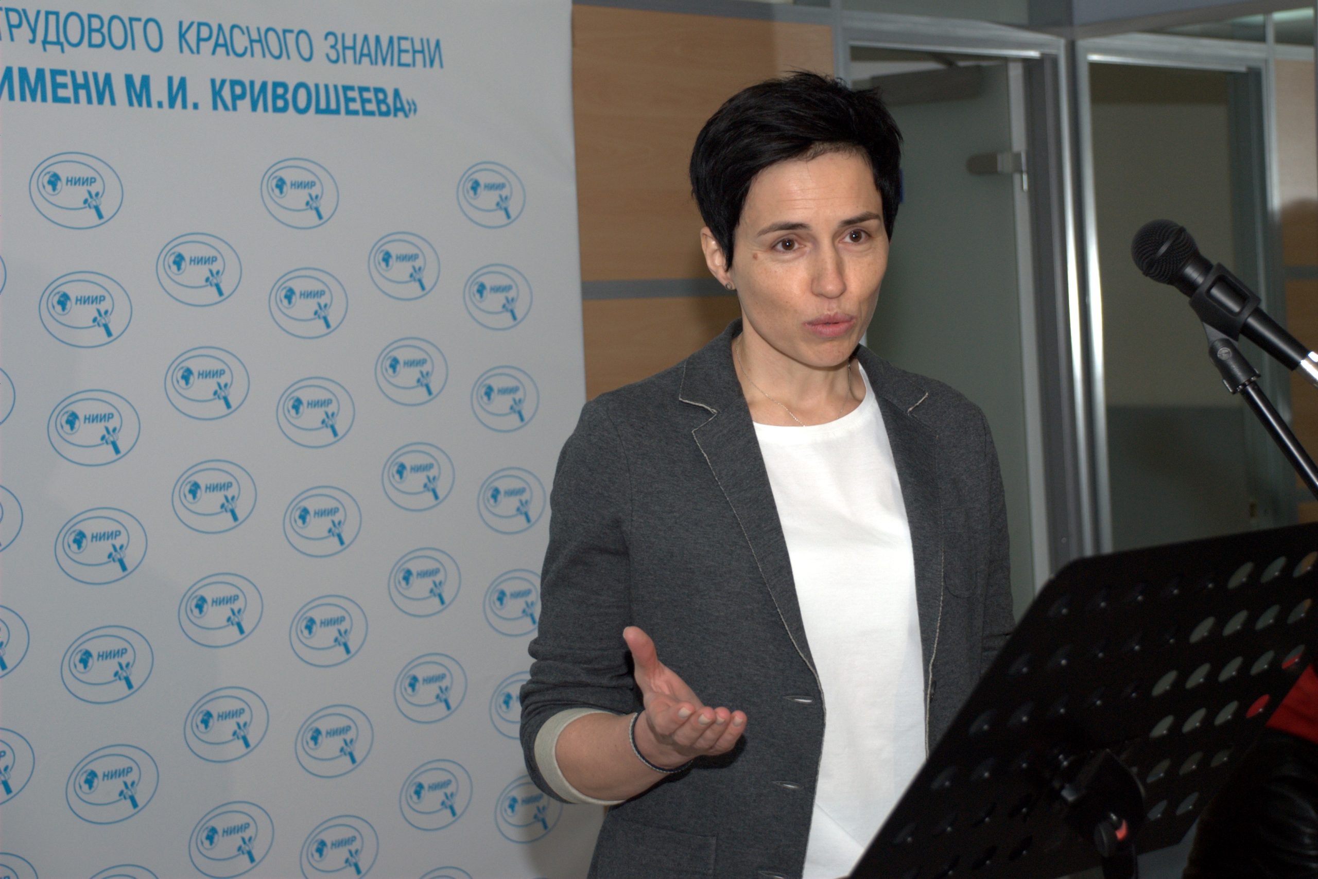 Vnuchka.NEF_-scaled ФГУП НИИР присвоено имя Марка Кривошеева